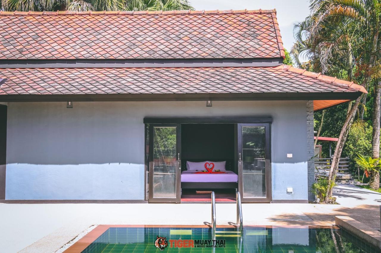 Hôtel Tiger Hillside à Phuket Extérieur photo